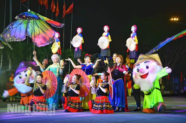 Rực rỡ sắc màu văn hóa tại Festival Ninh Bình 2022