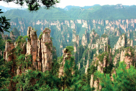 Hà Nội – Trương Gia Giới – Phượng Hoàng Cổ Trấn – Miêu Trại Mặc Nhung – Rừng Quốc gia Trương Gia Giới